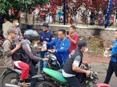 Jumat Berbagi, Demokrat Prabumulih Bagikan Sarapan Pagi