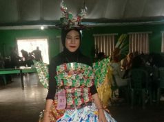 Gaun Berbahan Sampah Plastik Warnai Lomba Fashion DLH PALI