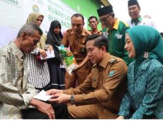Resmikan Bedah Rumah Baznas di Desa Muara Lawai, Plt. Bupati Kaffa Ingin Kesadaran Tunaikan Zakat Digalakkan